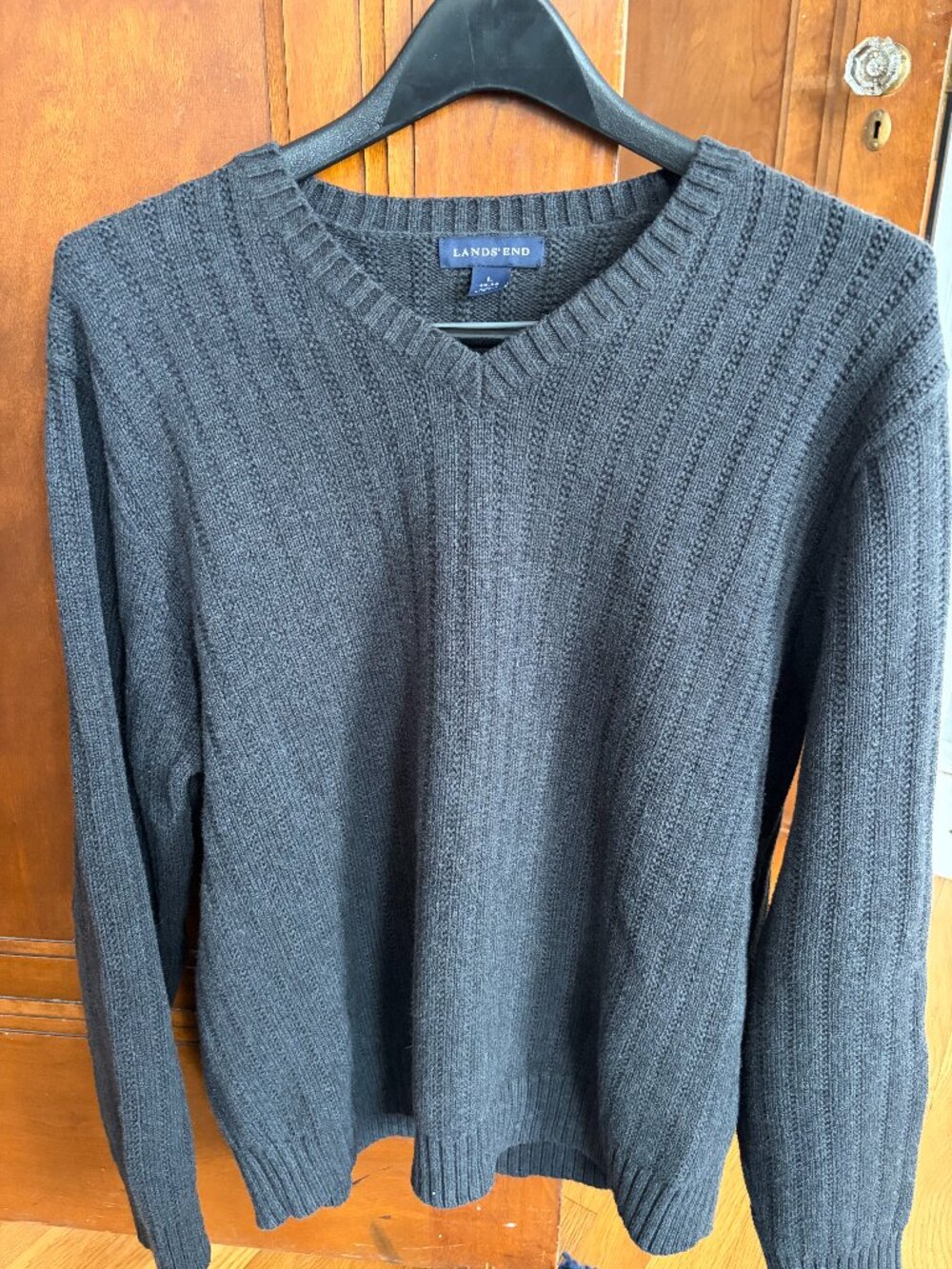 Lands End Men's V Neck Sweater